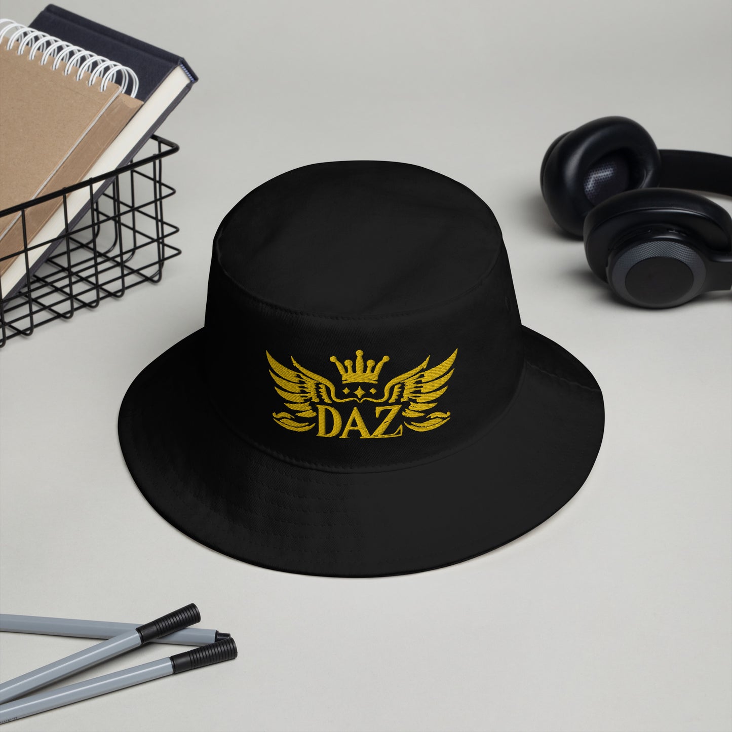 Top hat from the DAZ and Big Accessories brand